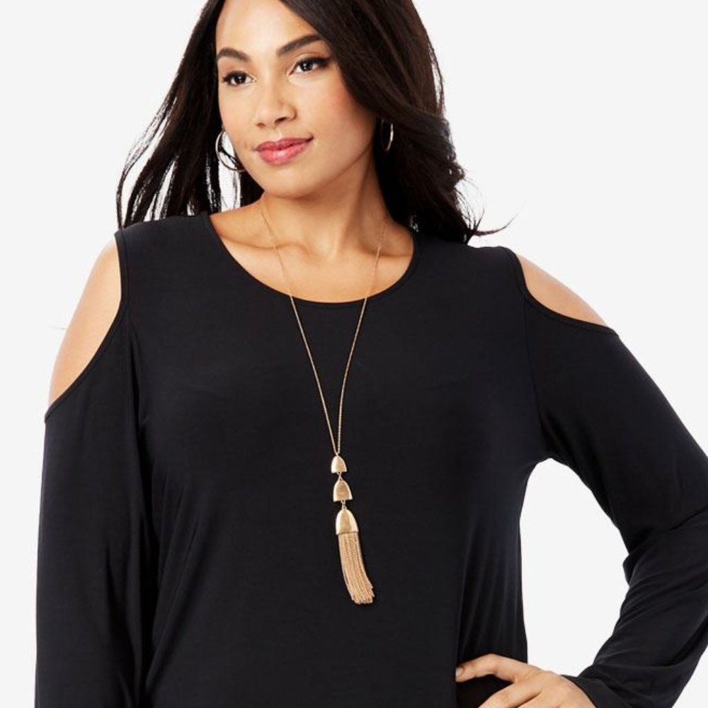 Cold Shoulder Plus Size Sheath Dress - Picture 4 of 7